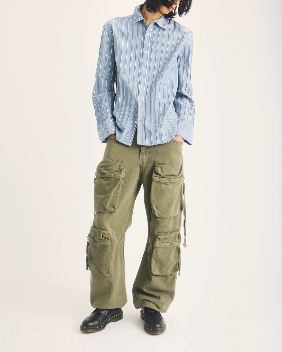 883985987326